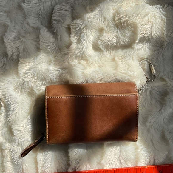 Vintage COACH leather wallet with key ring - tan - check out matching purse - Picture 4 of 4